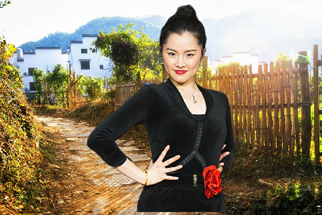 红色妖姬看着被踩坏的奥迪车，叹了口气，这下真的是可惜了