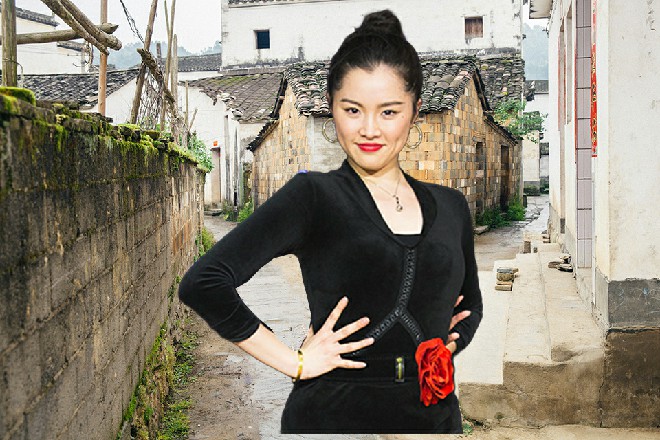 若依身体微微怔了一下，这尼玛，简直就是要人命啊，